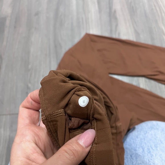 lululemon align ribbed bodysuit size 6 brown - Picture 3 of 4